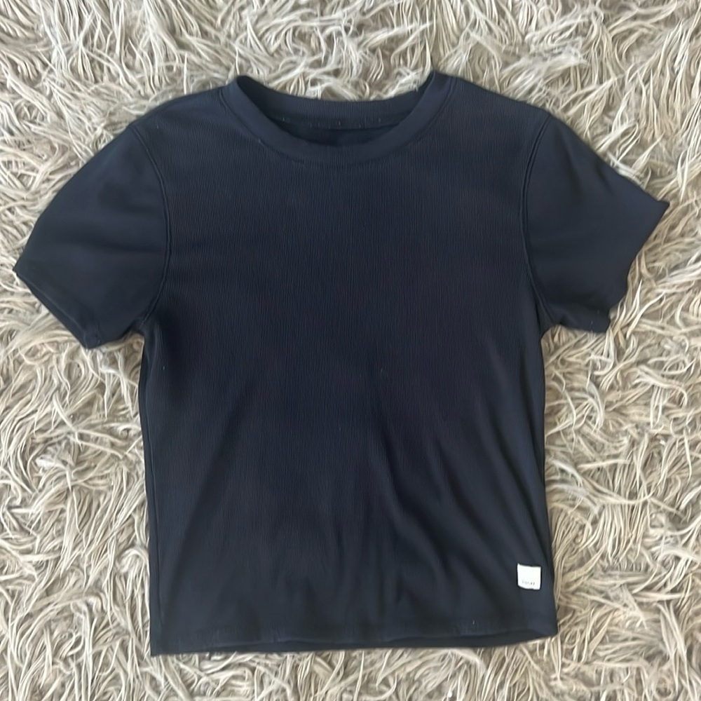 Vuori Mudra fitted Tee.